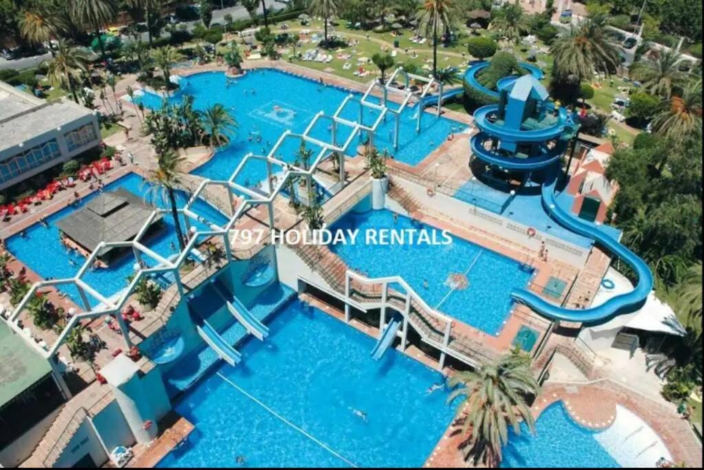 797 Holiday Rentals- Precioso Piso Con Vistas Al Jardin En Benalbeach Benalmádena Exterior photo